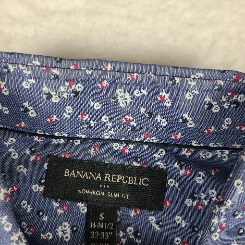 Banana Republic Dress Shirt Mens Small Blue Floral Non Iron Slim Fit Button Up *